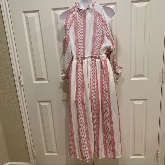 Red/White Vertical Striped Dress ❤️New Listing❤️ - Picture 9 of 10